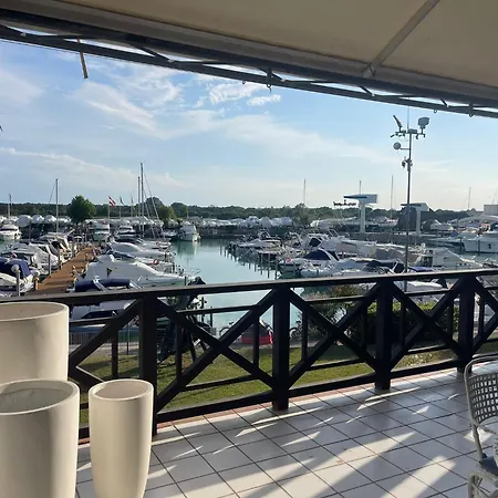Welc-om Lignano Swim And Fun With Dock View Appartement *